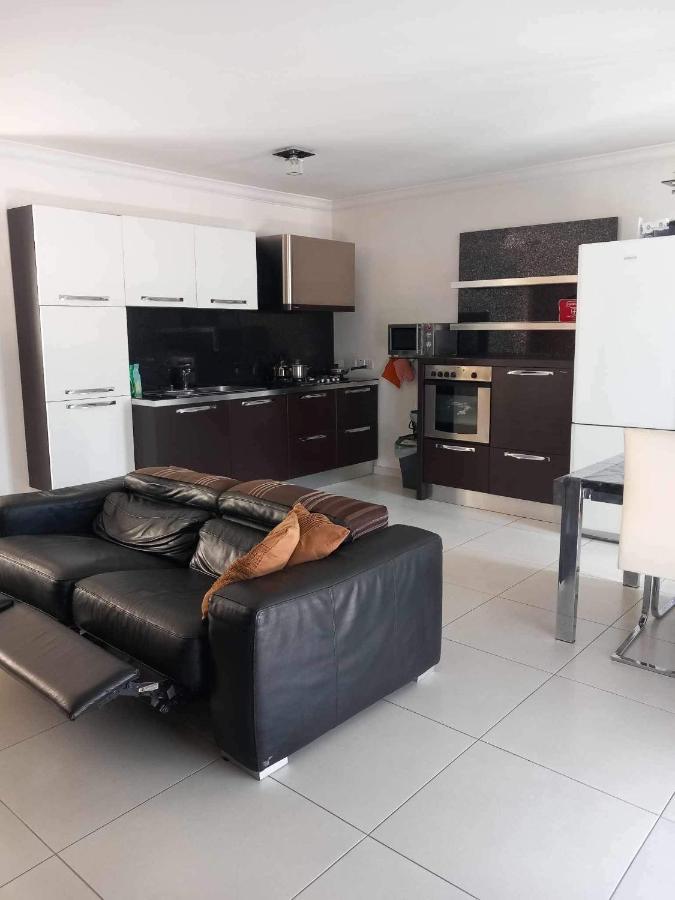 St Pauls Bay Luxury 2 Bedroom Apartment Blue Water Suite Flat 36 St. Paul's Bay Exterior photo